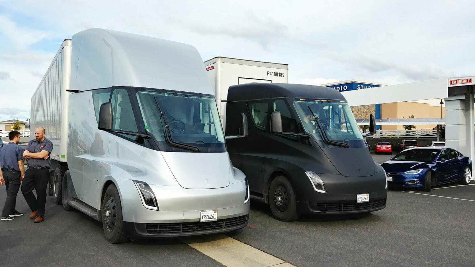 Camion électrique Tesla