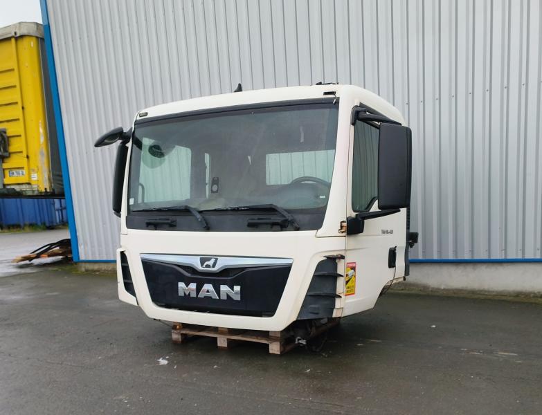 Cabine TGS18420 816000007909 816000007854 MAN