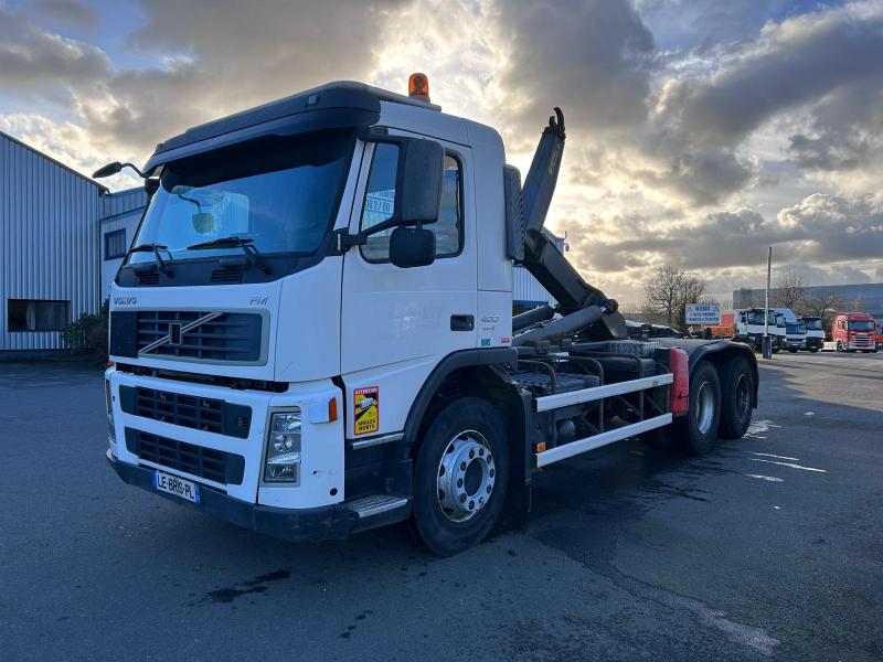 Camion porteur Volvo FM13 400