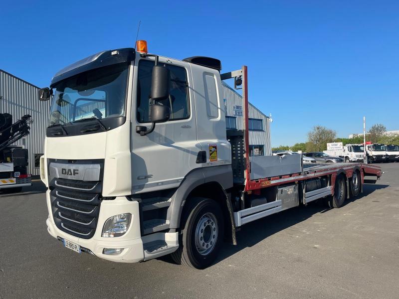 Camion porteur DAF CF480