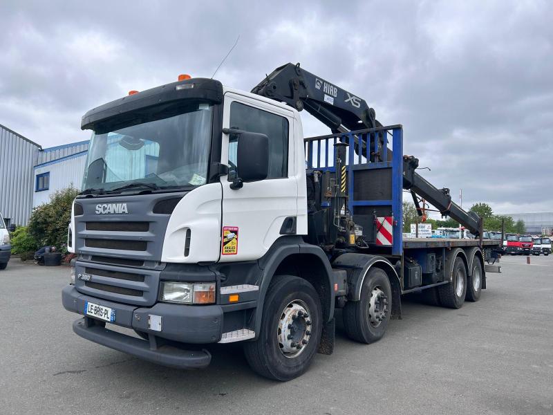 Camion porteur Scania P 380
