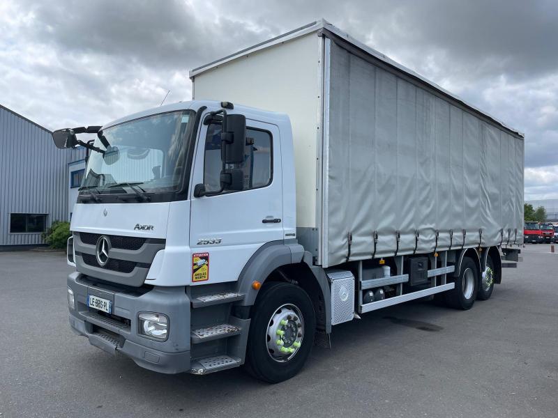 Camion porteur Mercedes AXOR 25.33