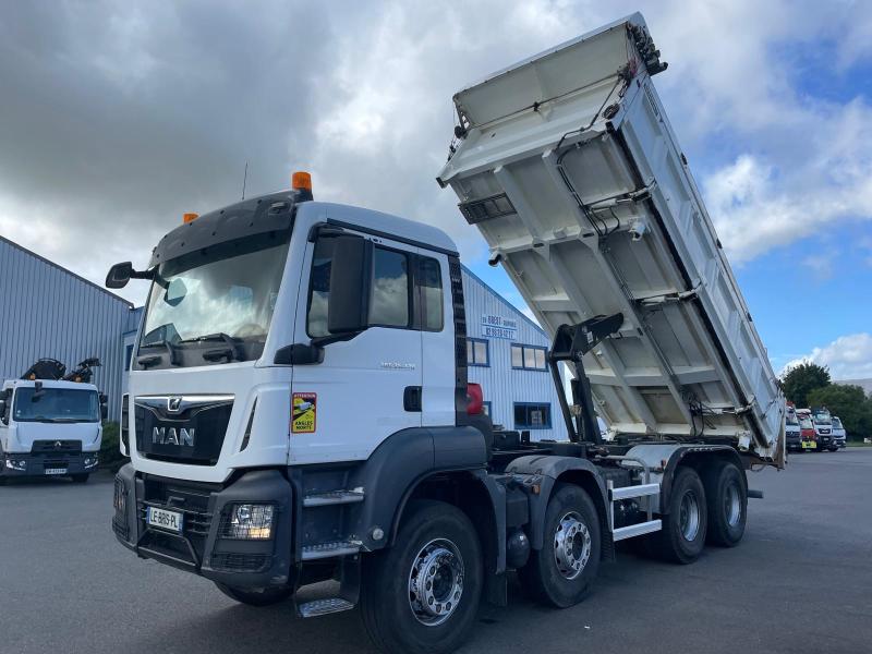 Camion porteur MAN TGS 35.470