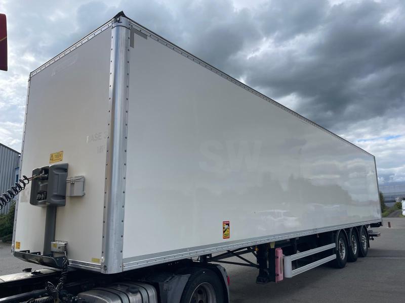 Semi-remorque Fruehauf SREM 