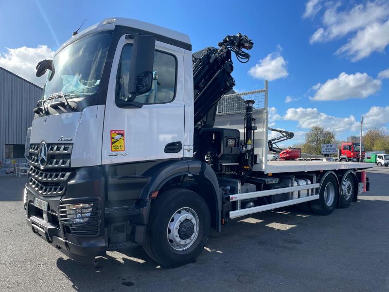 Camion porteur Mercedes AROCS 25.43 