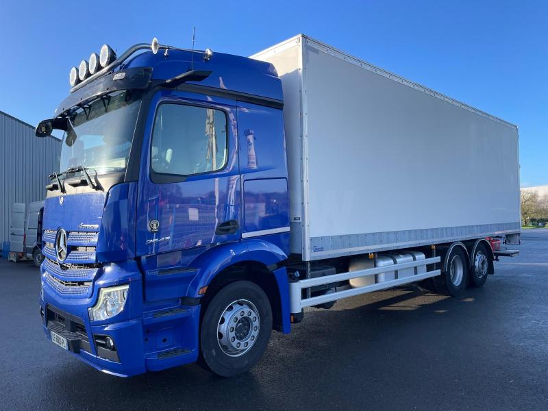 Camion porteur Mercedes ACTROS 25.43 