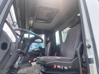 Camion porteur Iveco Eurotech 190E27