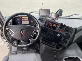 Camion porteur Renault Gamme C 380
