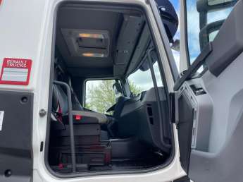 Camion porteur Renault Gamme C 380