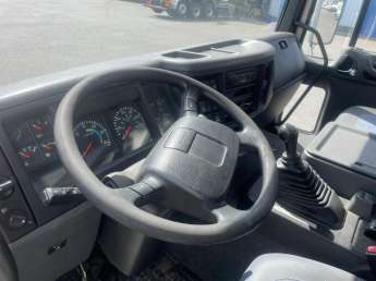 Camion porteur Volvo FL6 12