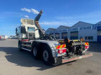 Camion porteur DAF CF 480