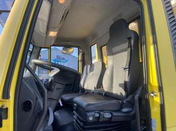 Camion porteur Iveco Eurocargo 140E22