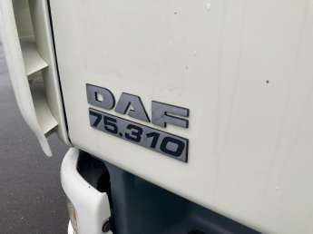 Camion porteur DAF CF75 FA CF75.310
