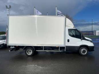 Utilitaire Iveco Daily 35C16