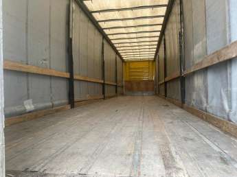 Semi-remorque Fruehauf Tautliner / PLSC 