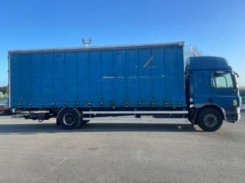 Camion porteur DAF CF65 300