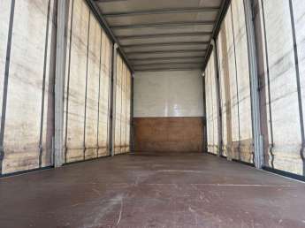 Camion porteur Renault Gamme T 380