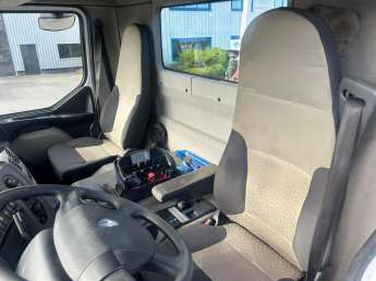 Camion porteur Renault Kerax 380 DXI