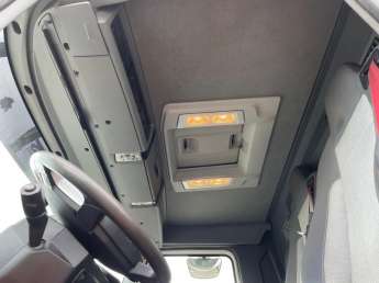 Camion porteur Renault Gamme C 380