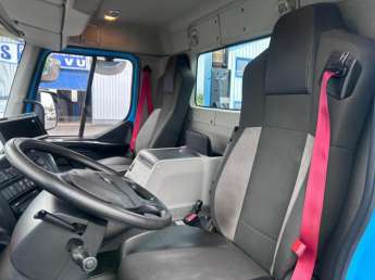 Camion porteur Renault C-Series 380