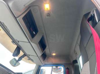 Camion porteur Renault C-Series 380
