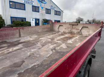 Camion porteur Iveco Daily 70C18