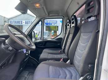 Camion porteur Iveco Daily 70C18