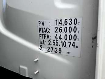 Camion porteur Renault C-Series 380.26