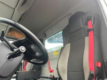 Camion porteur Renault c 430.26 