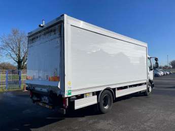 Camion porteur Renault D210.14 