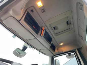 Camion porteur Renault Prémium 370 DXi 