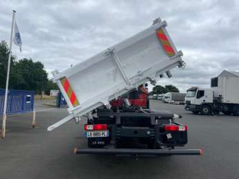 Camion porteur Renault C320 