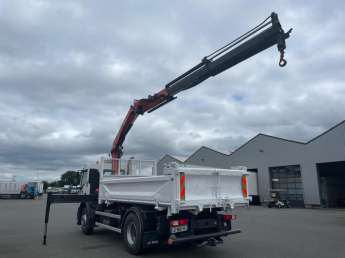 Camion porteur Renault C320 