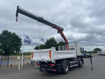 Camion porteur Renault C320 