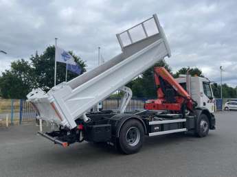 Camion porteur Renault C320 
