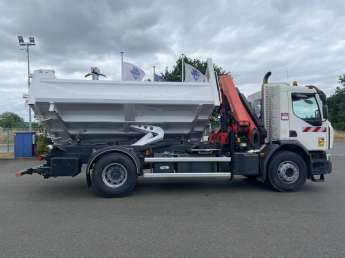 Camion porteur Renault C320 