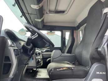 Camion porteur MAN TGS26.400 