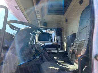 Camion porteur Renault PREMIUM 370 dcI 