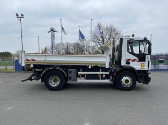 Camion porteur Iveco EUROCARGO ML160.320 