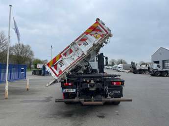 Camion porteur Iveco EUROCARGO ML160.320 