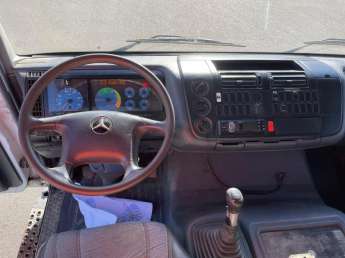 Camion porteur Mercedes ATEGO 18.28 