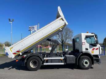 Camion porteur Renault C320 
