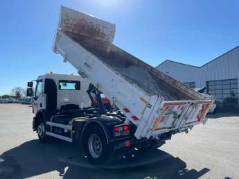 Camion porteur Renault C320 