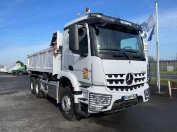 Camion porteur Mercedes Arocs 3343