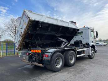 Camion porteur Mercedes Arocs 3343