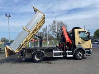 Camion porteur DAF LF 220
