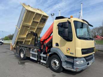 Camion porteur DAF LF 220