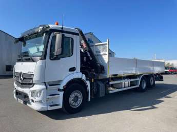 Camion porteur Mercedes Antos 2532