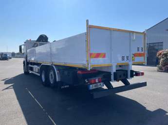 Camion porteur Mercedes Antos 2532