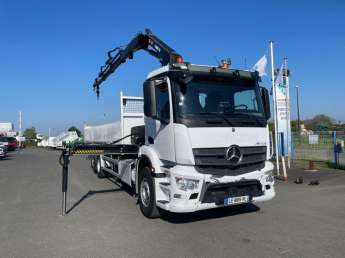 Camion porteur Mercedes Antos 2532